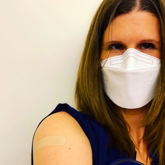 Meet your Posher, Lauren - Picture 1 of 1